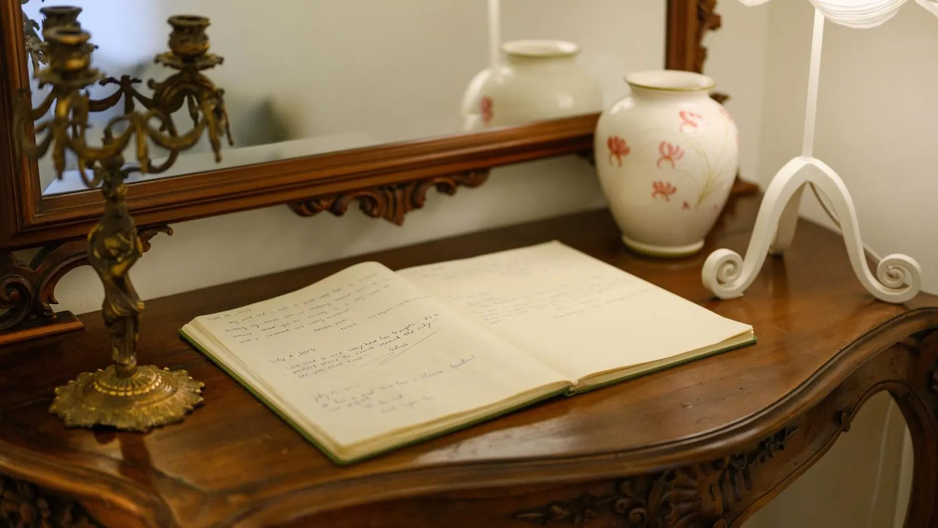 Santa Maria Novella Deluxe Apartment Florence Italy